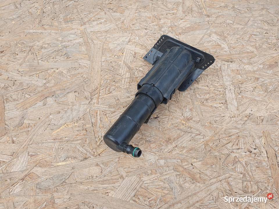 VW GOLF VI 6 SPRYSKIWACZ LAMPY PRAWY 5K0955978A osobowe Części