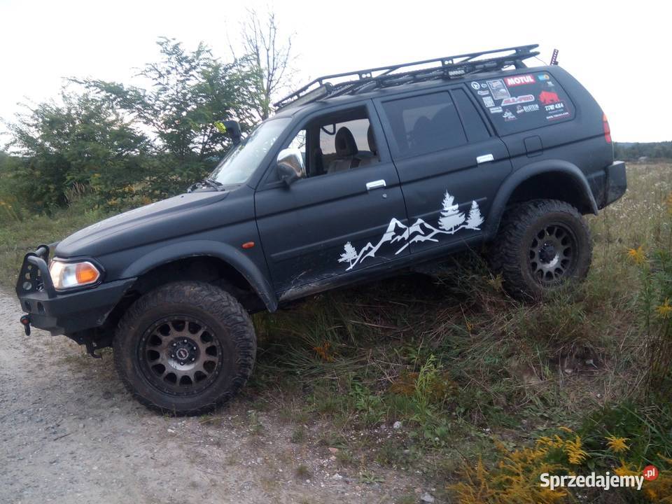 Pajero sport błotnik przedni Błotniki Krzywaczka