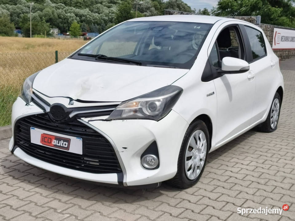 Toyota Yaris 15 benzynka hybryda automat hybryda Kęty sprzedam