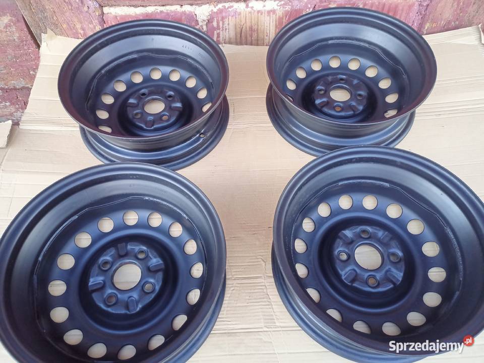 Felgi 14 4x100 toyota Aygo Samochodowe Krosno sprzedam