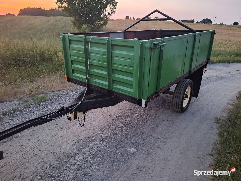 Sprzedam przyczepę dwukółka jedna oś 3 tony c330