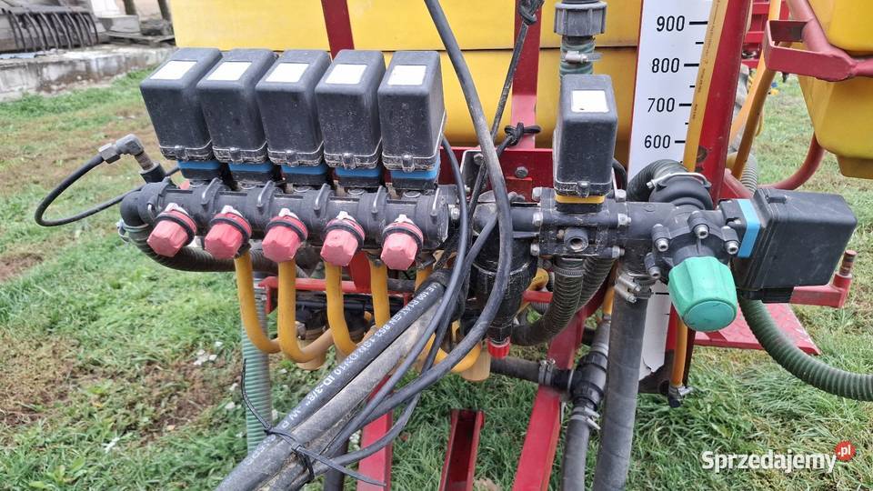 Opryskiwacz Pilmet 1200 l 15 metrów Zawieszane lubelskie Staszic
