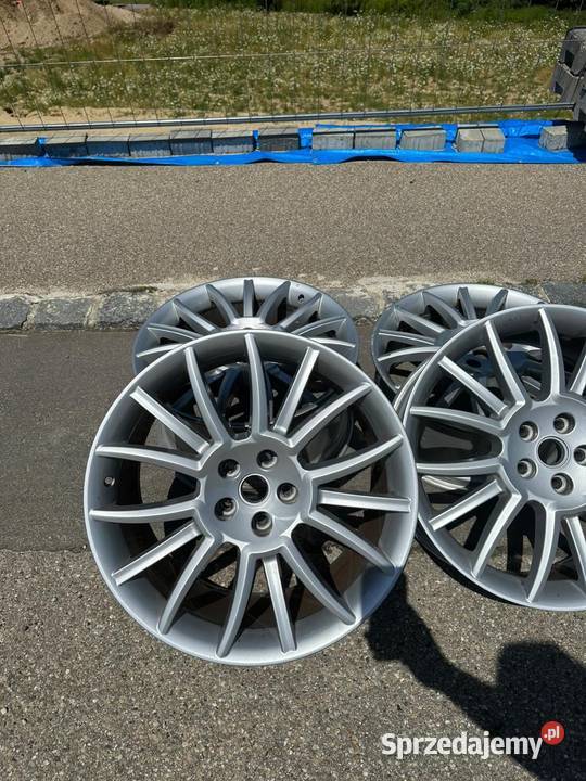 Original Maserati GranTurismo 20 Felgi 85J 105J aluminiowe Rypin