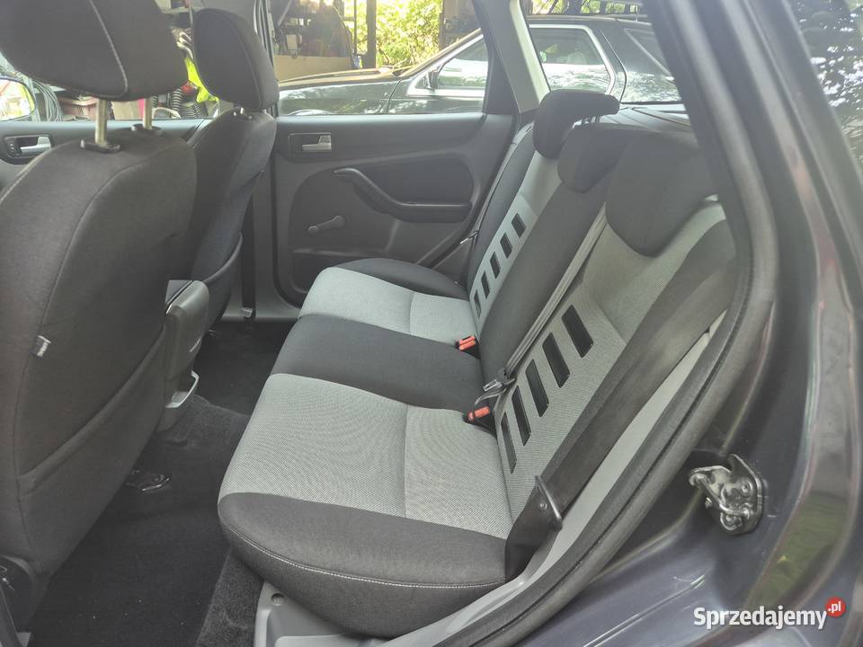 Ford Focus kombi 16 Benzyna 101 Super stan 1598cm3 Focus łódzkie Skierniewice