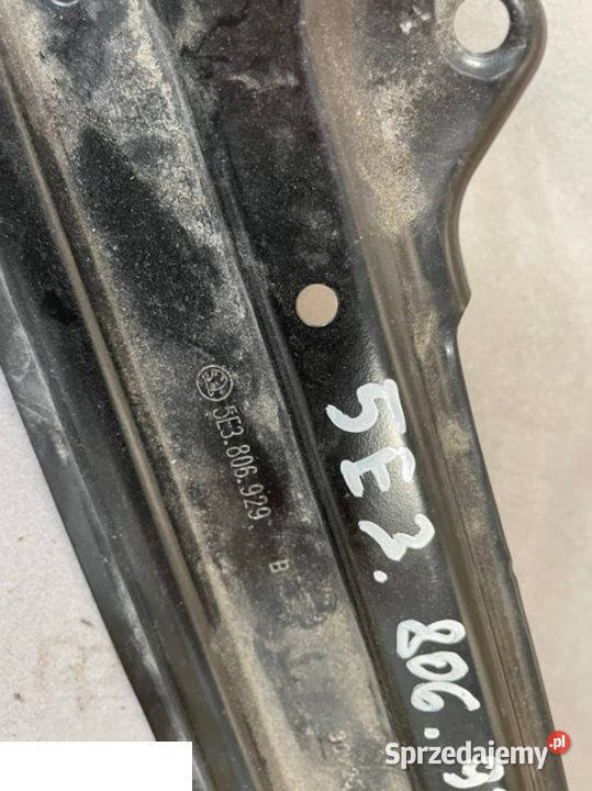 Skoda Octavia 5e3 wspornik pasa przód Kozubszczyzna
