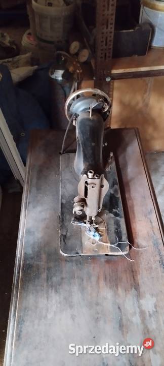 Stara Maszyna Singer plus stolik żeliwny Wolsztyn