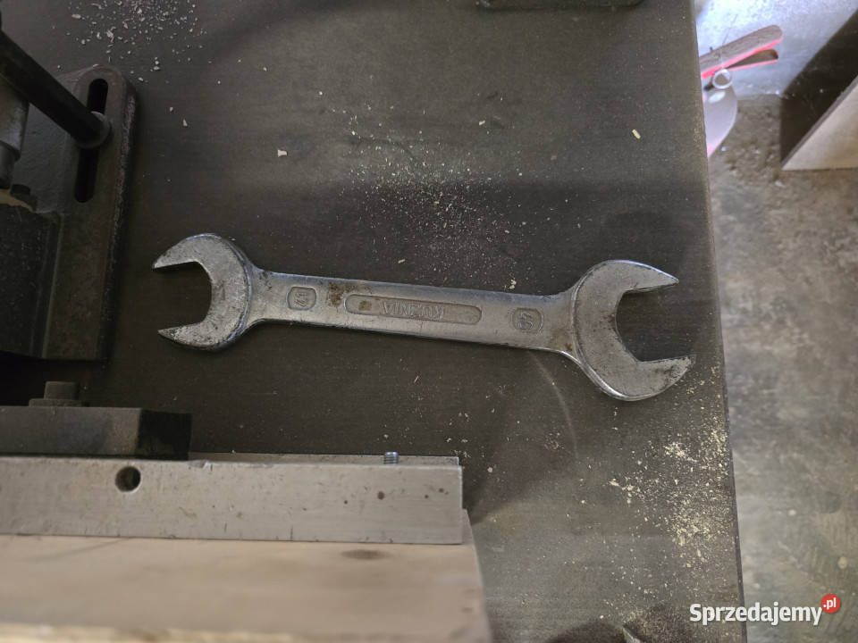 Frezarka dolnowrzecionowa JAROMA DFCA z wózkiem Gronowo Górne