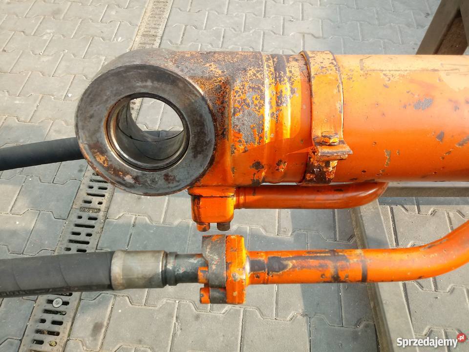 Siłownik Daewoo DL220 225 80 95 Części do maszyn budowlanych Kielce