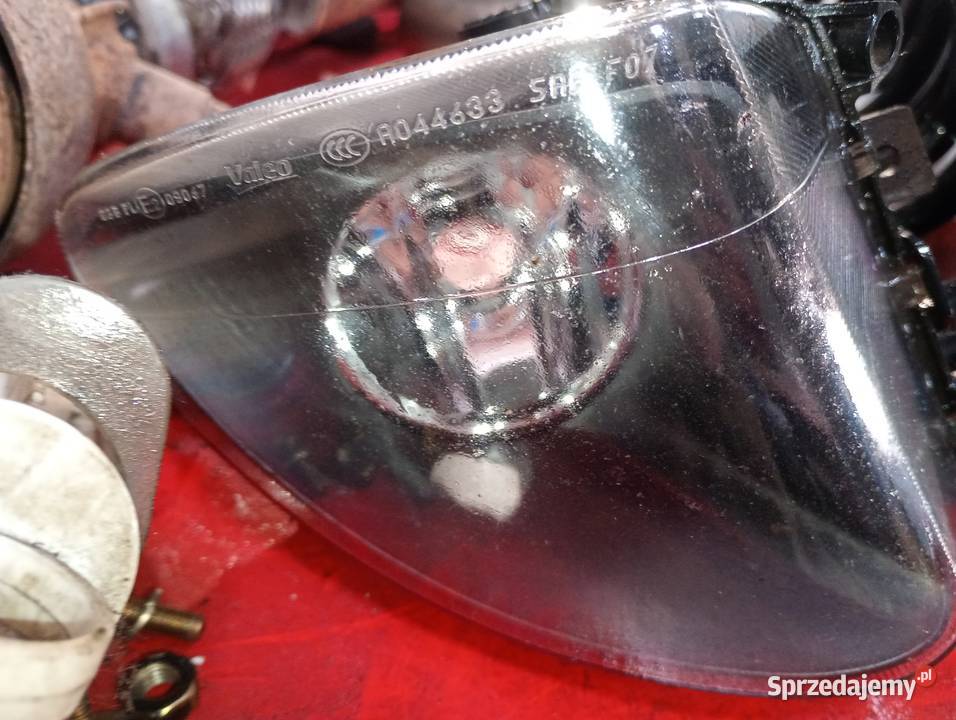 BMW f10 f11 halogen w zderzak jeden zaczep Wrocław sprzedam