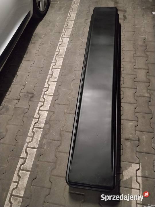 Bagażnik dachowy box model JETBAG firmy THULE Warszawa