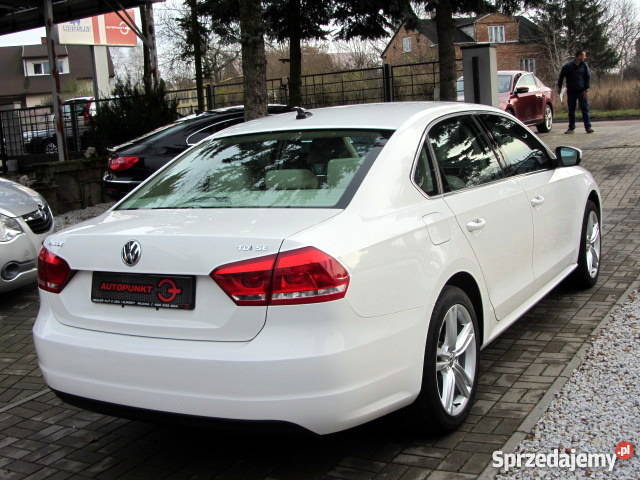 Sprzedam Volkswagen Passat B7 biały nieuszkodzony