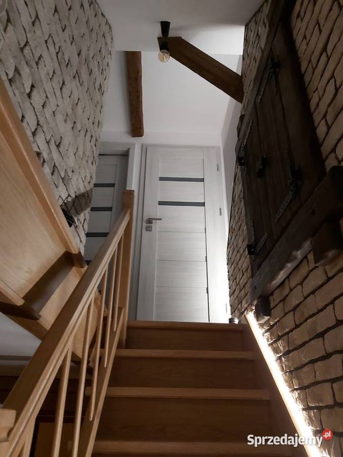 Rustykalna okiennica drewniana rękodzieło rama Radków