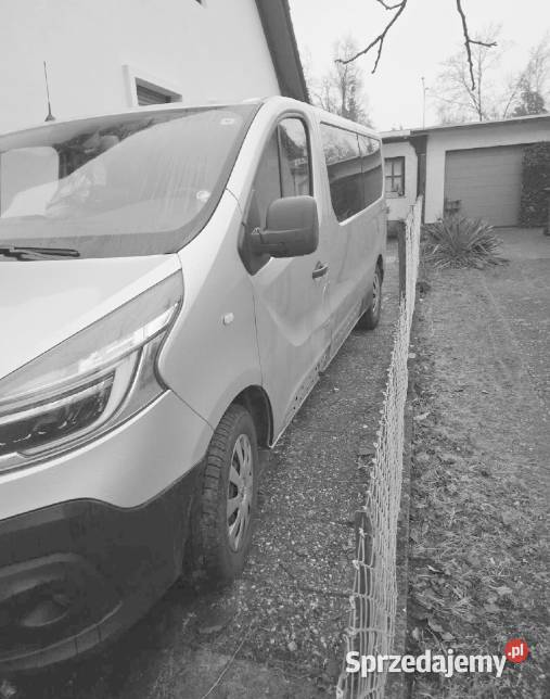 Syndyk sprzeda samochód osobowy Renault Trafic Koło