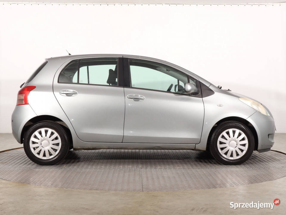 Toyota Yaris 13 klimatyzacja Katowice sprzedam