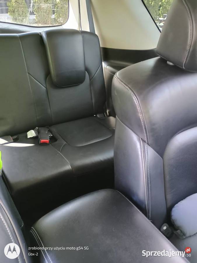 Srebrne Infiniti QX 80 z fotelami kapitańskimi Warszawa sprzedam