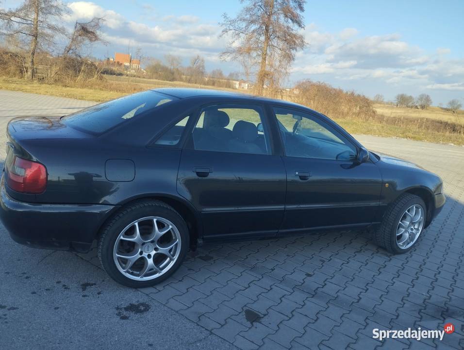 Audi A4b5 19 TDI 90 Złota sprzedam