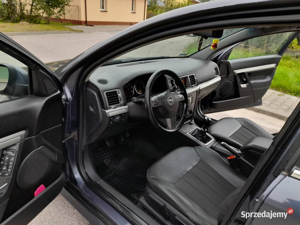 Opel Signum LIFT 1q9 cdti 150 koni6 skrzynia2008 390km Signum