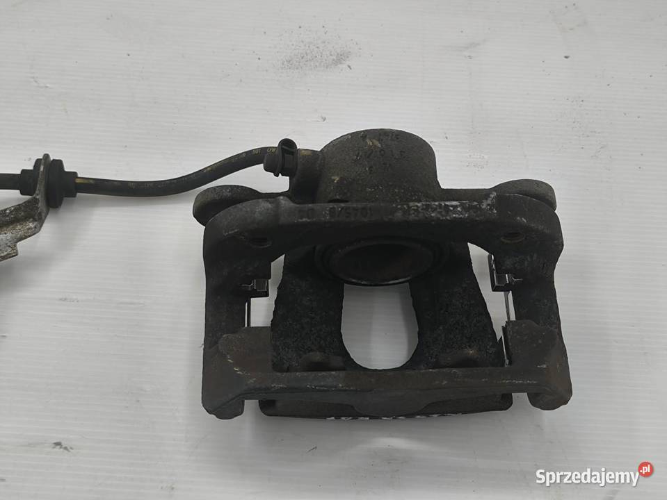 ZACISK LEWY TYŁ BMW 1 E87 E81 LIFT 16 osobowe sprzedam