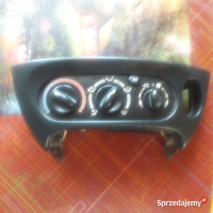 Panel regulacji nawiewu z klimą Renault Megane