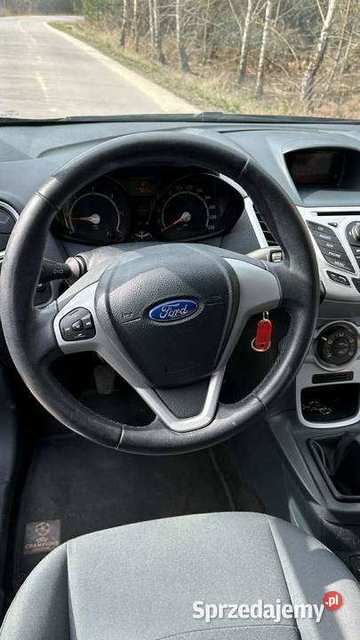 Sprzedam Forda Fiestę 90KM łódzkie Brzeziny