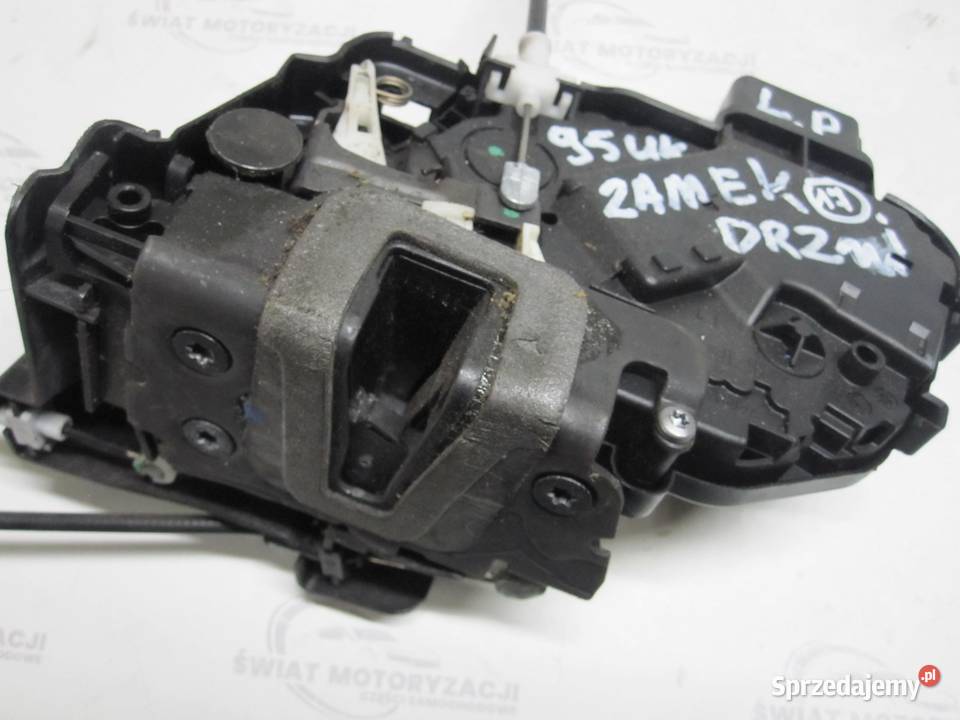 LAND ROVER FREELANDER II 06r zamek drzwi lewy sprzedam