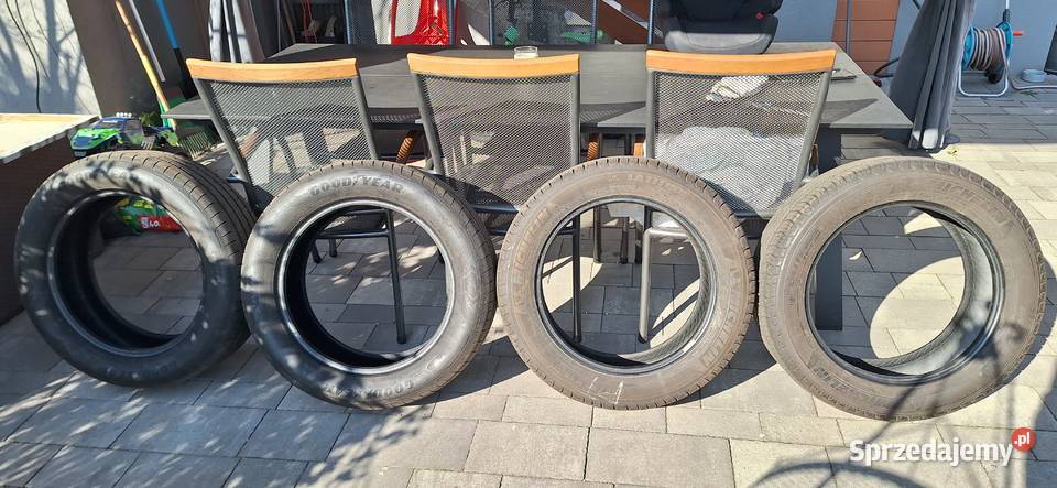 2 x Michelin Latitude Tour HP 23555 R18 100 V 18cale