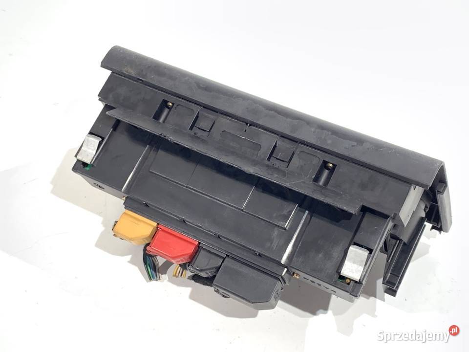 PANEL STEROWANIA NAWIEWU AUDI A3 8P 8P0820043D osobowe podkarpackie