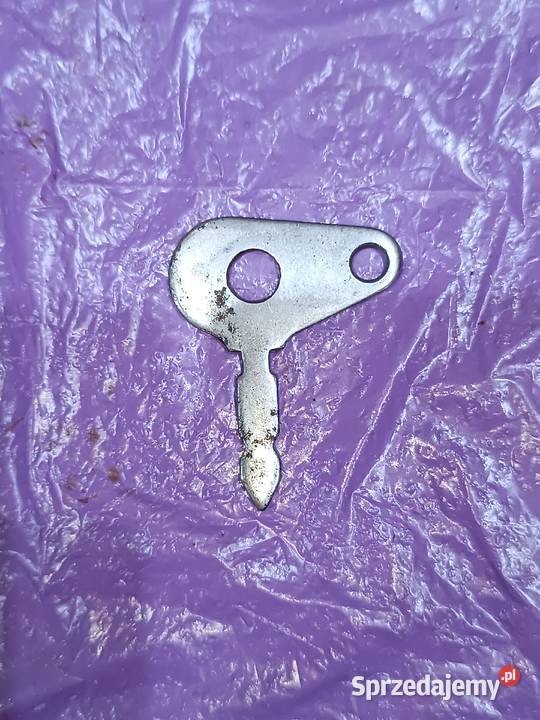 Gniazdo do przyczepy i kluczyki Przeworno