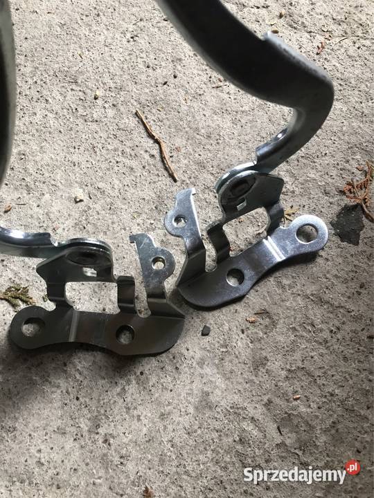 Zawias maski Yaris II Kozy