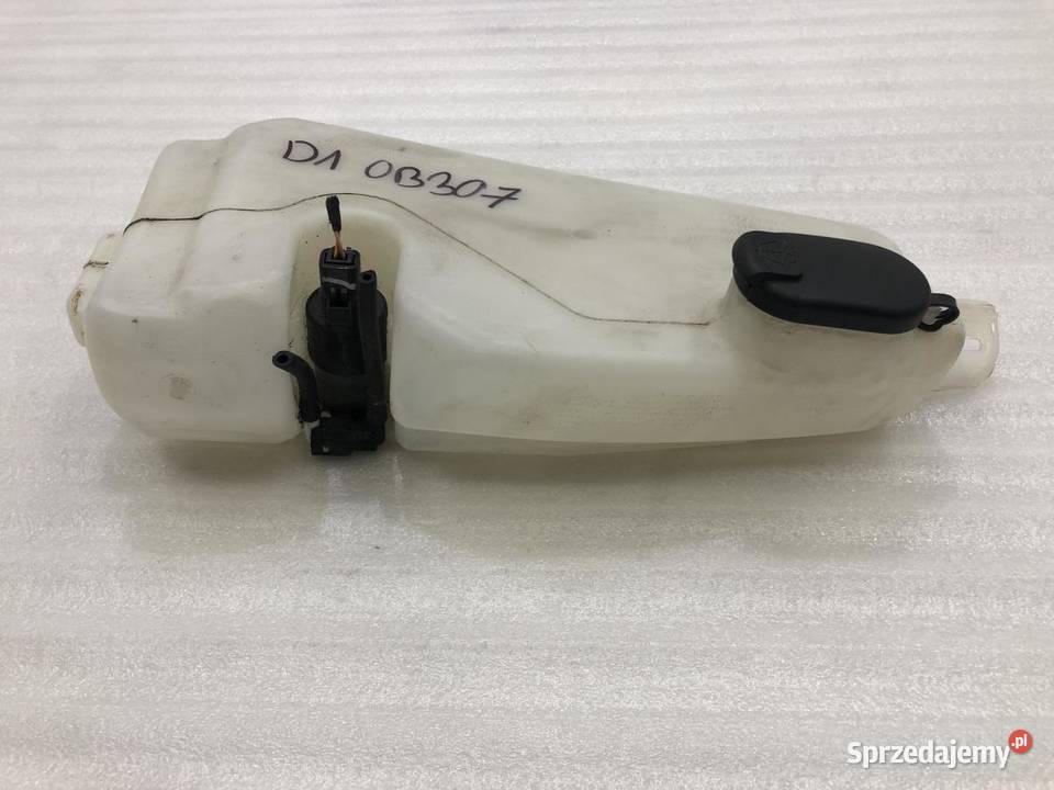 ZBIORNICZEK SPRYSKIWACZY 8200210002 DACIA DUSTER Zbiorniki płynu do spryskiwaczy