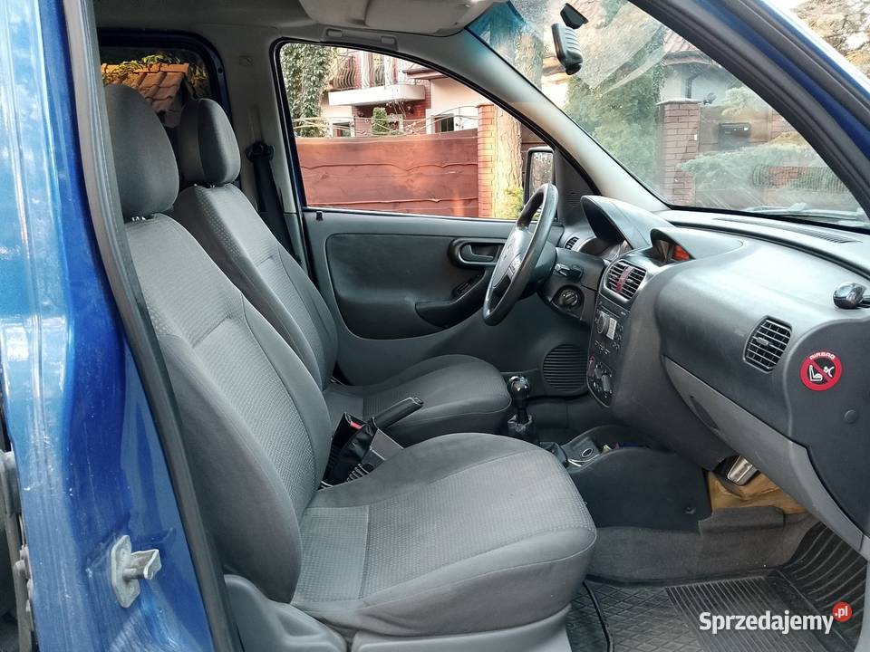Opel Combo sprawna klimatyzacja 292000km mazowieckie Piaseczno