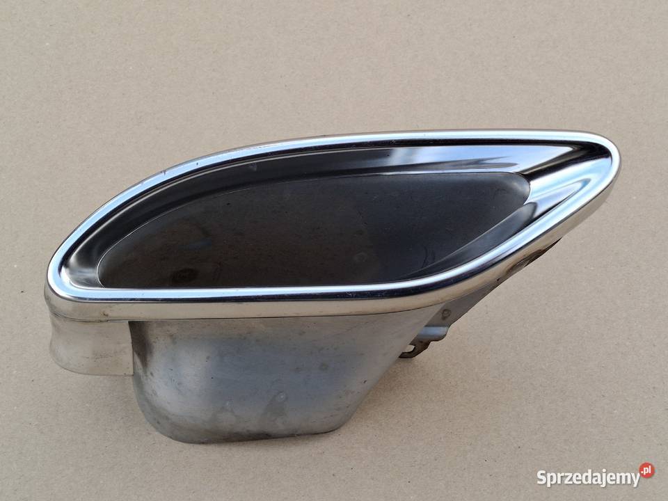 MERCEDES BKLASA W246 KOŃCÓWKA WYDWCHU TŁUMIKA