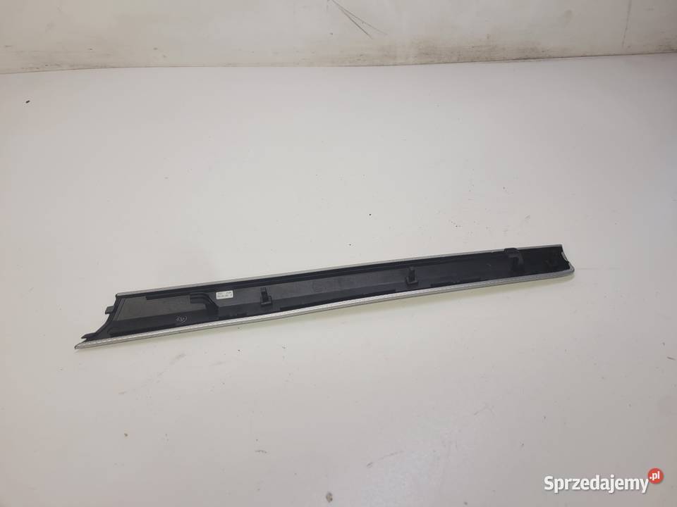 LISTWA DEKORY DRZWI PRAWY TYŁ AUDI Q7 4L0867420 Przystajń