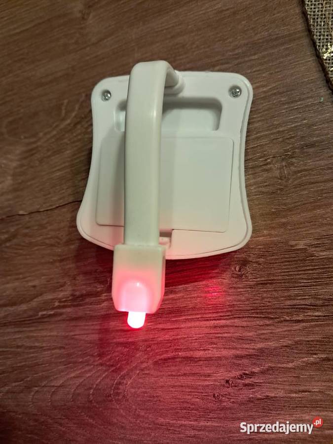 nowe lampki 18 kolorów do WC uruchamiane Sandomierz