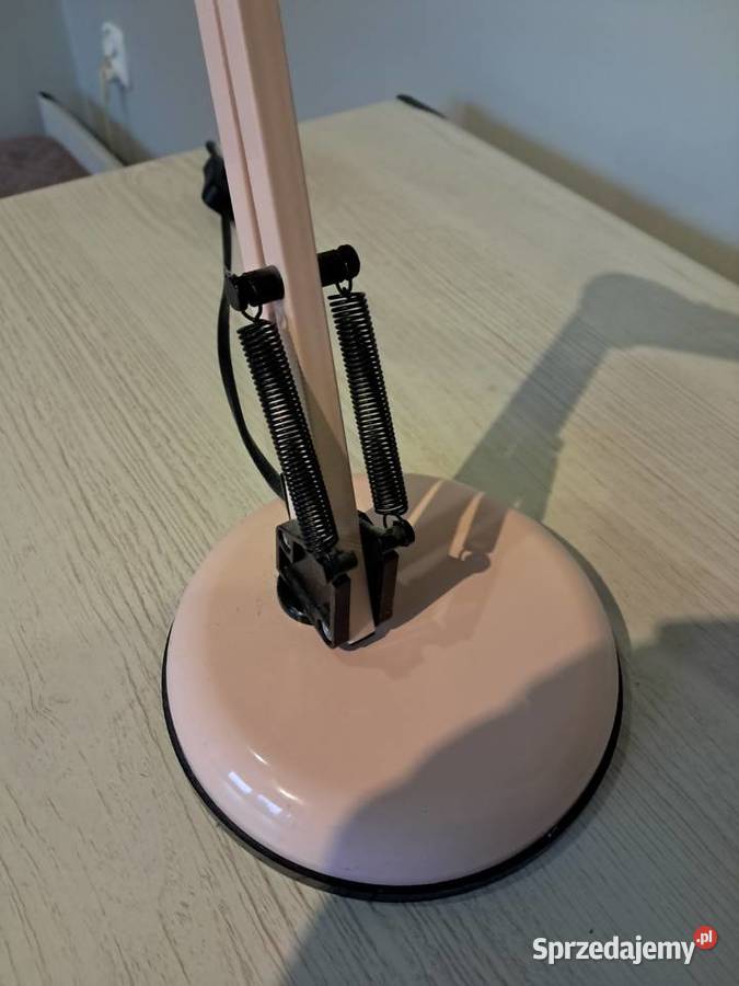 używana lampka na biurko model THK063189 w świętokrzyskie Sandomierz