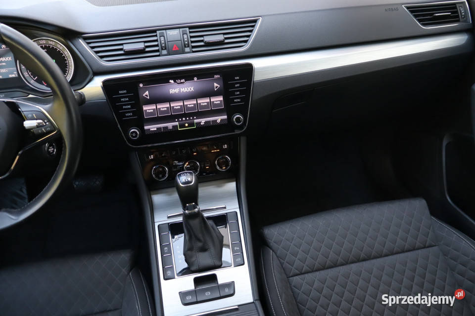 Skoda Superb 20 TSI wielofunkcyjna kierownica Superb śląskie