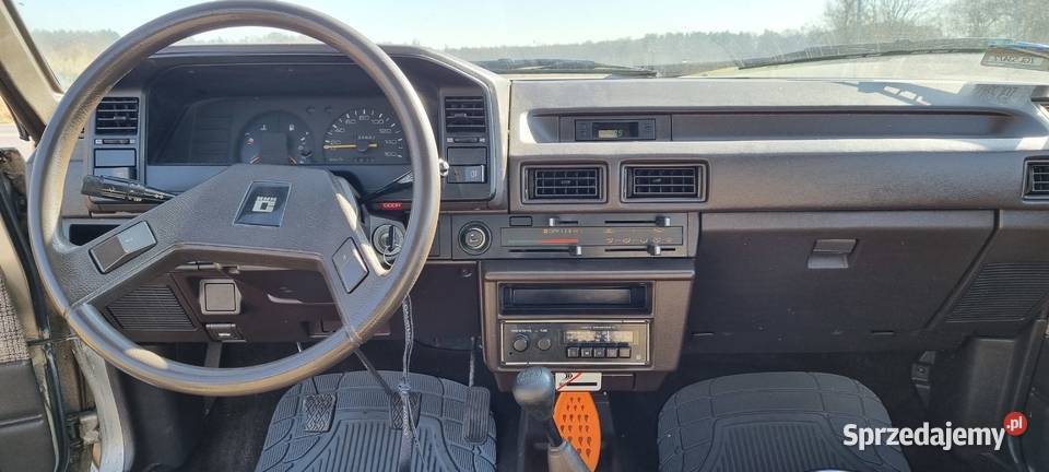 Corolla E8 18 Diesel 1987 przebieg 138tkm złoty Nowogard