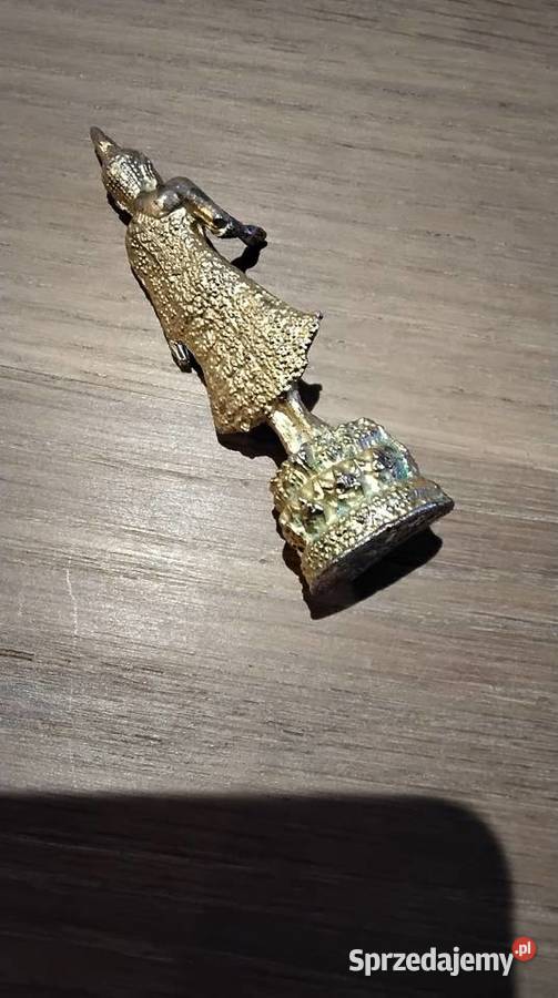 Amulet Tajski Pozłacany Budda z Abhaya Mudrą Nowa Sól sprzedam