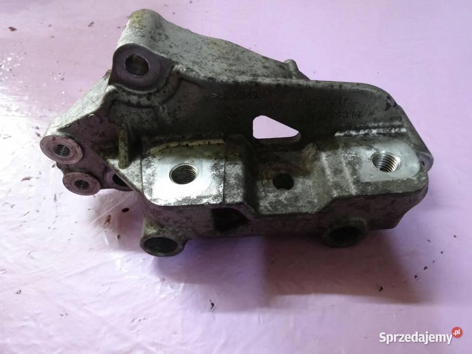 SEAT LEON 12 TSI 12R 105 03F199275D ŁAPA SILNIKA osobowe