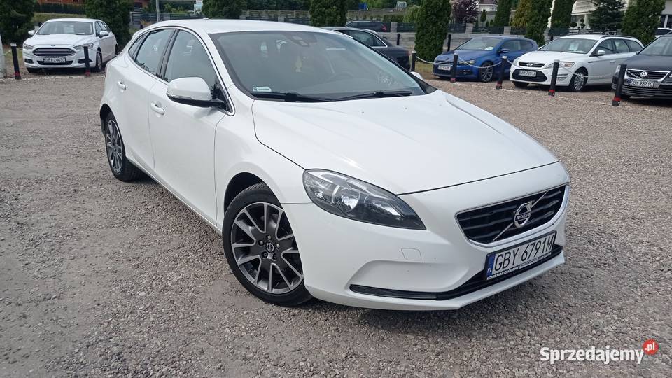 Volvo V40 Salonowy 2.0 Diesel 190 KM - Doinwestowany - Serwisowany -