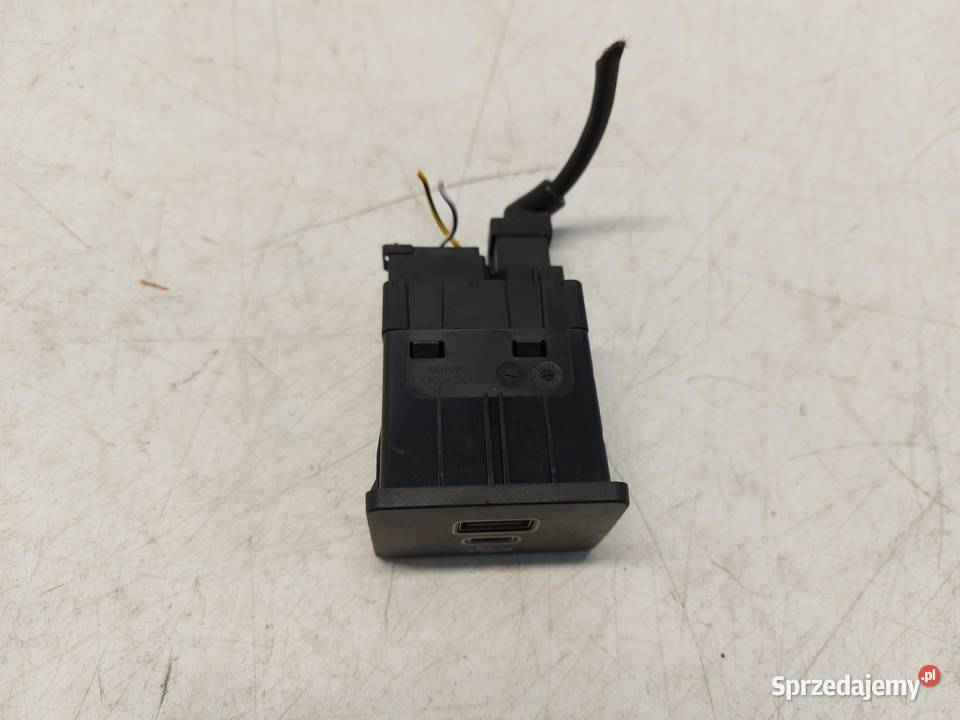 Ford Ranger VI 6 2024r GNIAZDO PORT USB