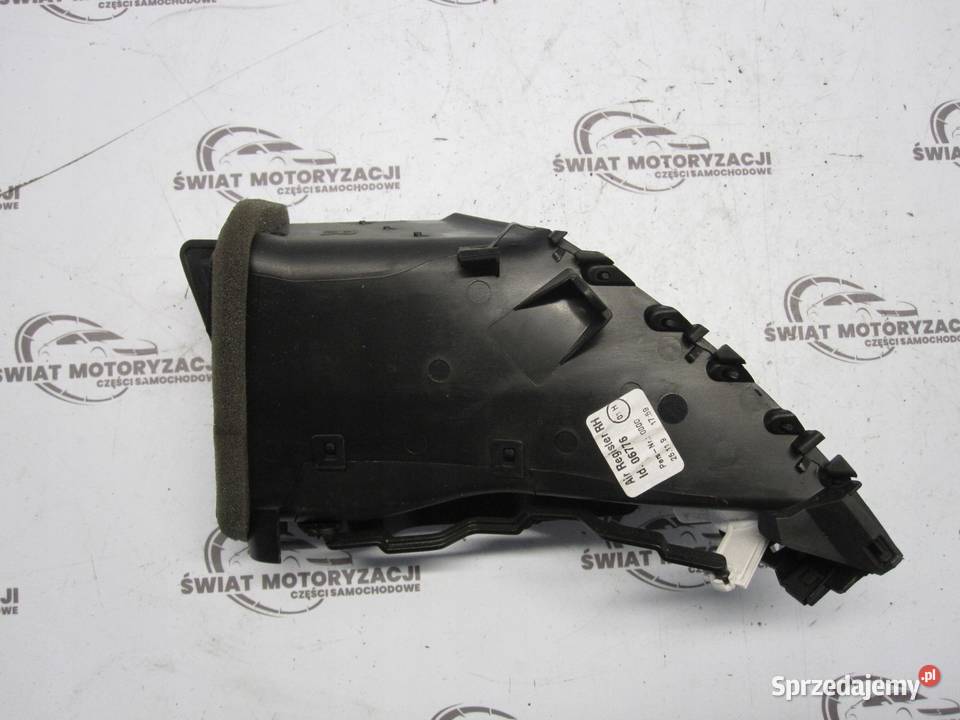 FORD FIESTA MK7 VII kratka nawiewu prawa środek