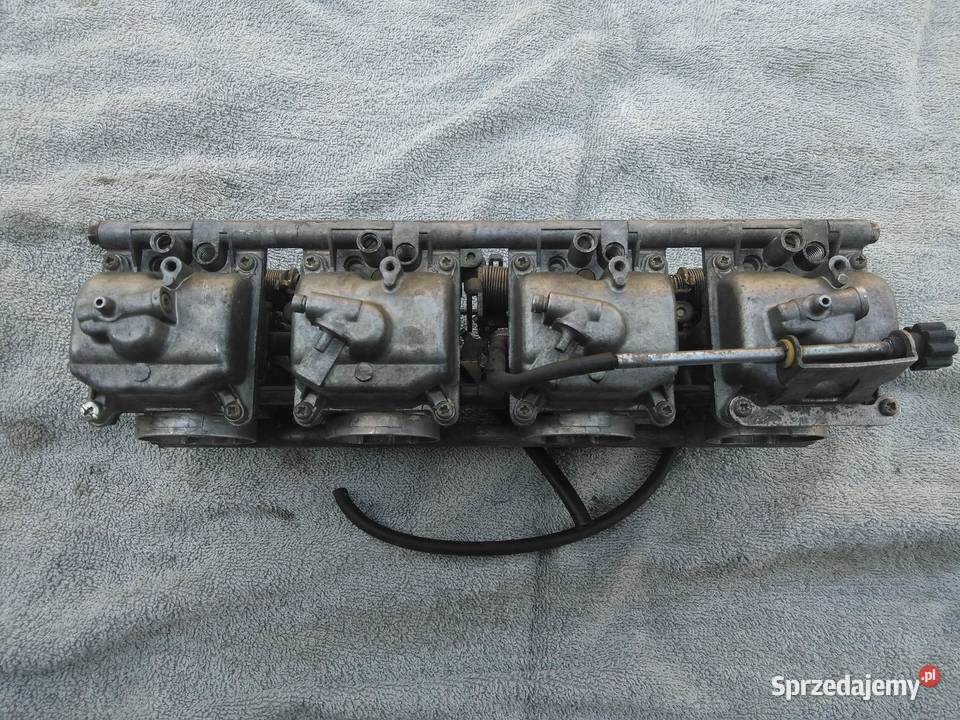 Suzuki Bandit 600 gaźniki kompletne sprawne Części motocyklowe Żnin