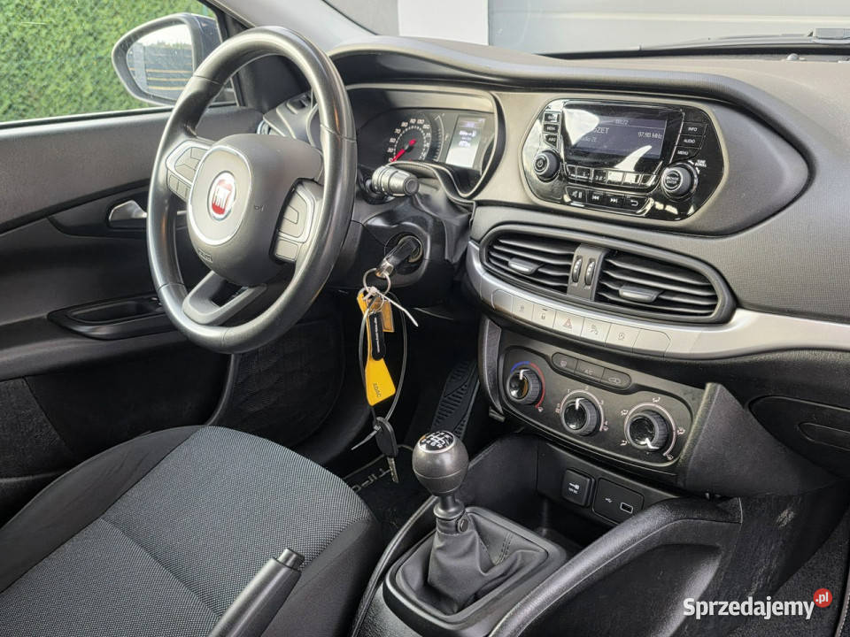 Fiat Tipo STREET 49111 ZAREJESTROWANY 14 16v II manualna Czarnków sprzedam