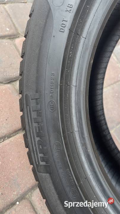 Opona PIRELLI WINTER SOTTOZERO 3 22550R17 98 H Margonin