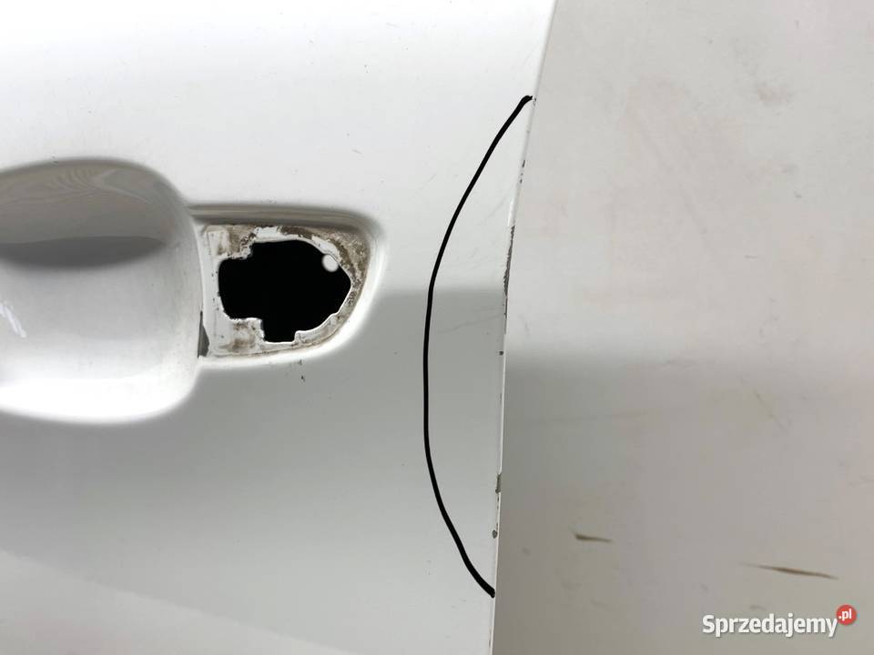 DRZWI LEWY PRZÓD PEUGEOT 308 II Hatchback 1321 podkarpackie