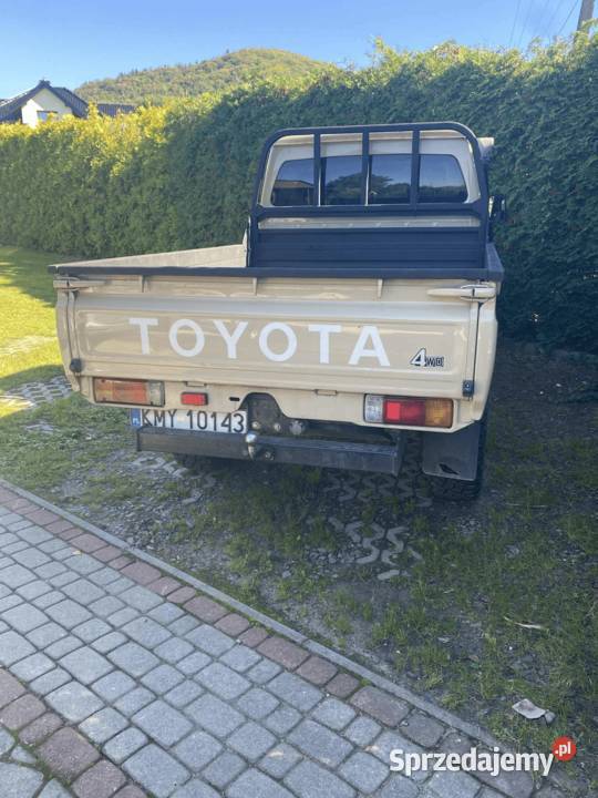 LANDCRUISER PICK UP 30 KZJ Z KLIMATYZACJĄ I Wiśniowa sprzedam