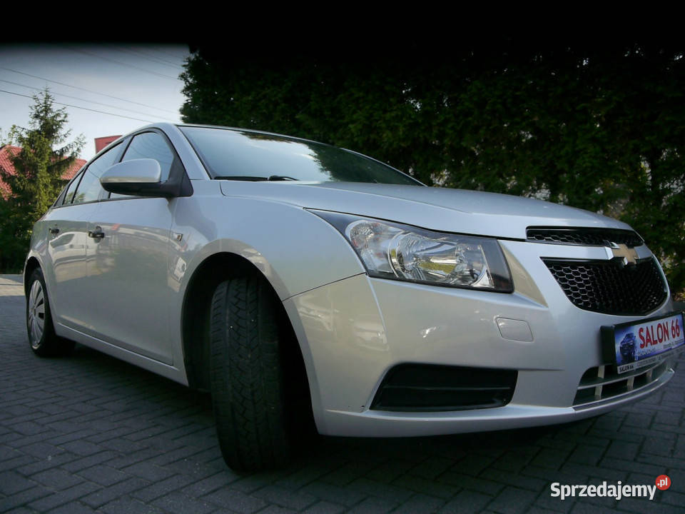 Chevrolet Cruze 16B Stan b bez rdzy i korozji Rok produkcji 2011 Częstochowa