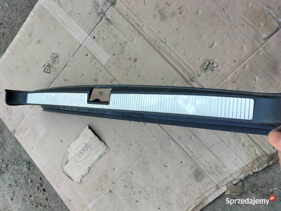 Audi A4 S4 B5 8D 8D9863471 OSŁONA ZAMKA osobowe lubelskie