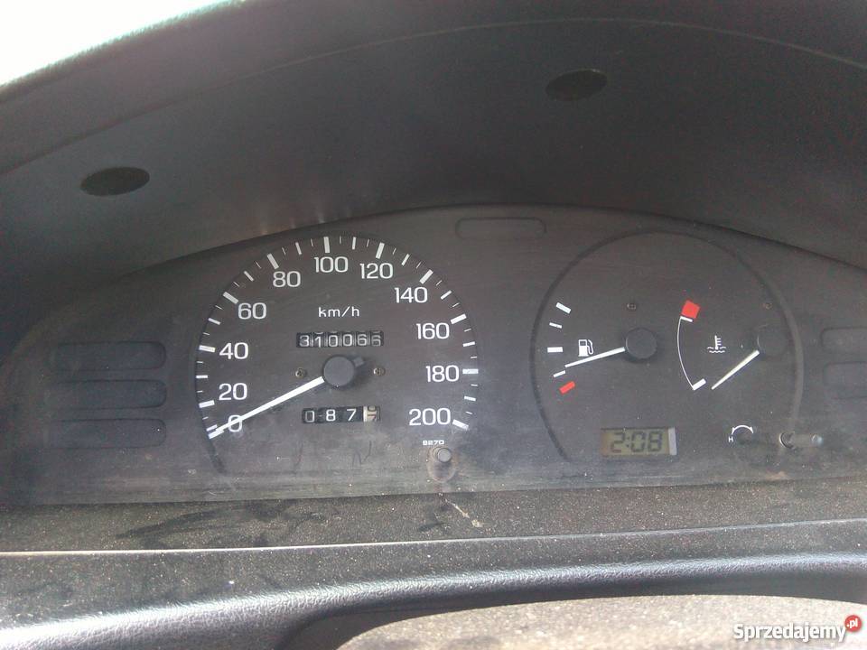 Nissan Sunny 20 D Słupca